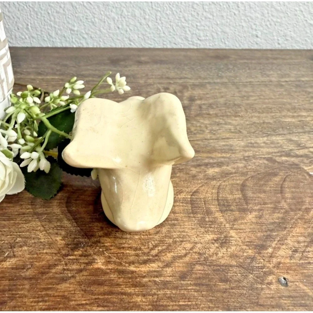 Vintage Ceramic Goose Figurine Cream Glazed Cottage Farmhouse Bird Decor 4.5